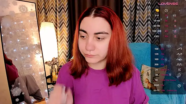 hannacheekss  online show from 12-17-25, 02:06