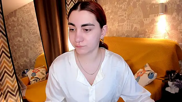 Snapshot of hannacheekss_ chatting on 06-05-26, 02:07 hannacheekss online show from 06-05-26, 02:07