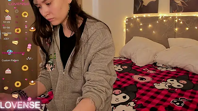 Emily Strikeee online show from 02-27-26, 04:34