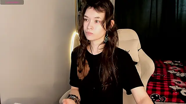 Emily Strikeee online show from 03-15-26, 04:18