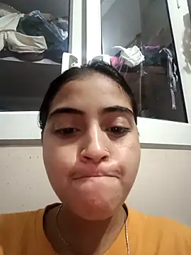 Snapshot of pikubaby chatting on 09-14-25, 07:35 pikubaby online show from 09-14-25, 07:35
