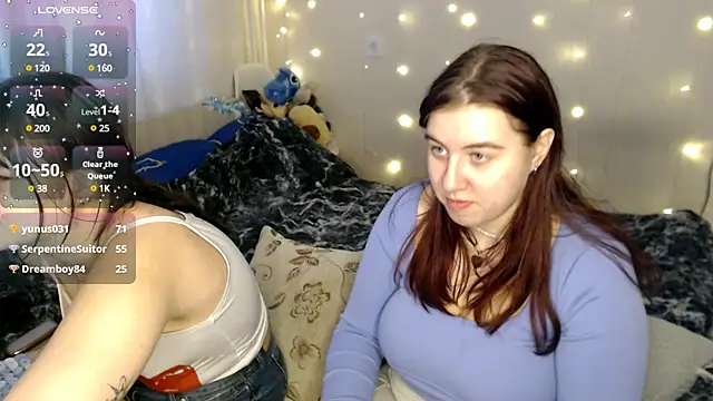 Snapshot of BettyandRich_ chatting on 12-30-24, 11:15 BettyandRich online show from 12-30-24, 11:15