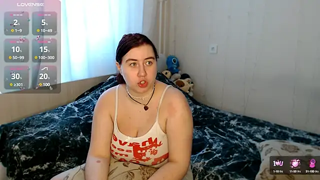 Snapshot of BettyandRich_ chatting on 01-06-25, 07:52 BettyandRich online show from 01-06-25, 07:52