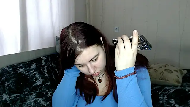 Snapshot of BettyandRich_ chatting on 02-06-25, 07:56 BettyandRich online show from 02-06-25, 07:56