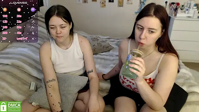 Snapshot of BettyandRich_ chatting on 02-08-26, 09:34 BettyandRich online show from 02-08-26, 09:34