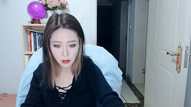 Snapshot of SuSushi728 chatting on 05-22-26, 03:06 SuSushi728 online show from 05-22-26, 03:06