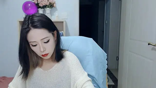 Snapshot of SuSushi728 chatting on 05-23-26, 02:43 SuSushi728 online show from 05-23-26, 02:43