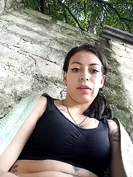 Snapshot of Tefannyy_ chatting on 12-15-24, 12:28 Tefannyy online show from 12-15-24, 12:28