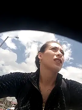 Snapshot of Tefannyy_ chatting on 02-20-25, 04:14 Tefannyy online show from 02-20-25, 04:14