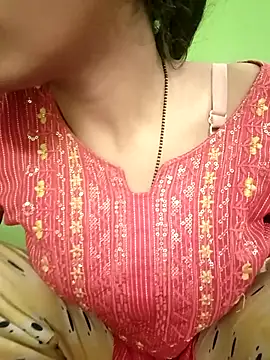 Snapshot of EACH_555 chatting on 01-06-26, 04:54 EACH 555 online show from 01-06-26, 04:54