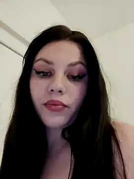 Snapshot of leeya_lee chatting on 01-14-25, 10:12 leeya lee online show from 01-14-25, 10:12