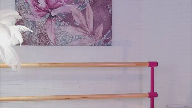 lylylovesyou online show from 03-05-25, 08:43