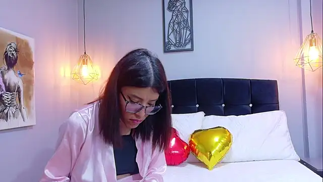 Snapshot of _lucysmith chatting on 10-23-25, 03:28 lucysmith online show from 10-23-25, 03:28