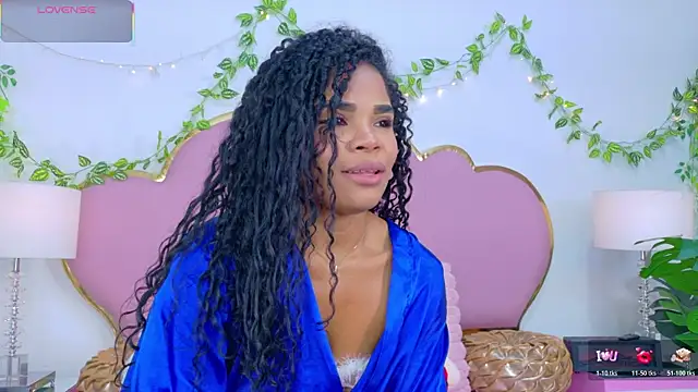 Snapshot of NahiaraReina chatting on 11-24-25, 01:44 NahiaraReina online show from 11-24-25, 01:44