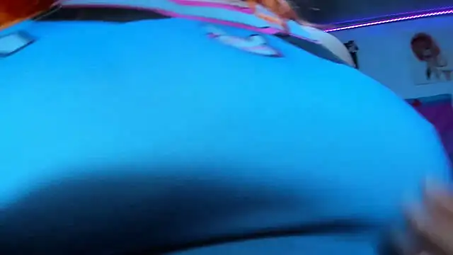 Snapshot of Lily_stone04 chatting on 02-13-26, 06:09 Lily stone04 online show from 02-13-26, 06:09