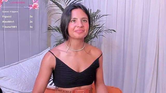 Snapshot of Mindy_sweety chatting on 01-18-25, 07:37 Mindy sweety online show from 01-18-25, 07:37