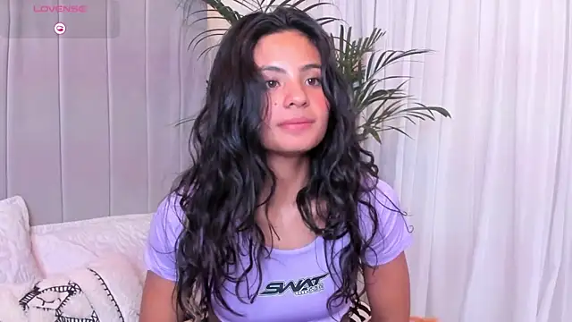 Snapshot of Mindy_sweety chatting on 01-24-25, 04:49 Mindy sweety online show from 01-24-25, 04:49