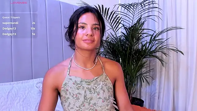 Snapshot of Mindy_sweety chatting on 02-06-25, 04:25 Mindy sweety online show from 02-06-25, 04:25