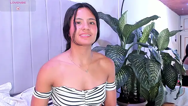 Snapshot of Mindy_sweety chatting on 03-07-25, 07:49 Mindy sweety online show from 03-07-25, 07:49