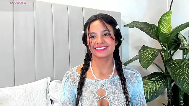 Snapshot of Mindy_sweety chatting on 03-11-25, 01:34 Mindy sweety online show from 03-11-25, 01:34