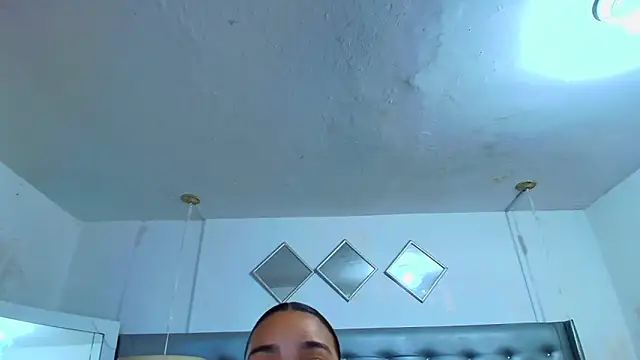 EileenBenzon online show from 03-13-26, 01:51