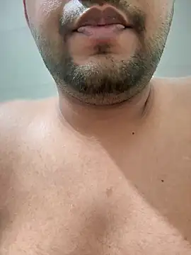 Snapshot of ved240 chatting on 02-13-26, 07:10 ved240 online show from 02-13-26, 07:10