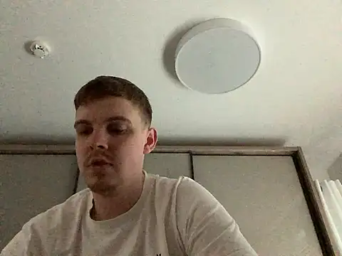 neilho1 online show from 03-03-25, 06:48