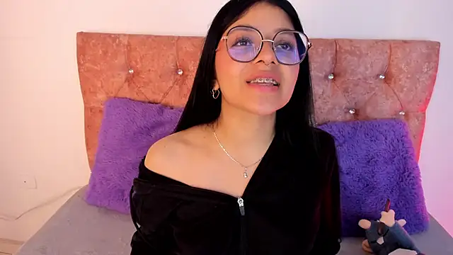 Snapshot of lana_dol chatting on 02-03-25, 12:25 lana dol online show from 02-03-25, 12:25