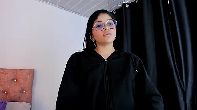 Snapshot of lana_dol chatting on 02-03-25, 06:28 lana dol online show from 02-03-25, 06:28