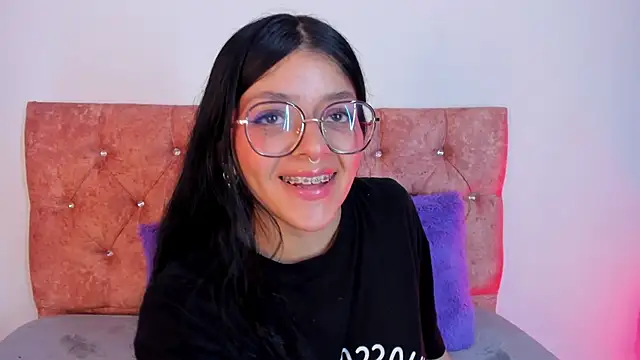 Snapshot of lana_dol chatting on 02-11-25, 11:54 lana dol online show from 02-11-25, 11:54