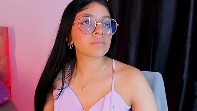 Snapshot of lana_dol chatting on 02-19-25, 12:00 lana dol online show from 02-19-25, 12:00