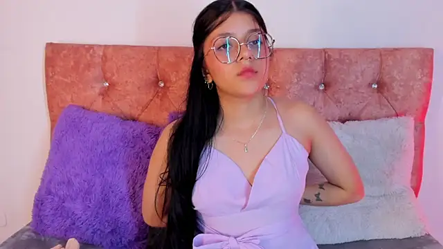 Snapshot of lana_dol chatting on 02-19-25, 03:16 lana dol online show from 02-19-25, 03:16