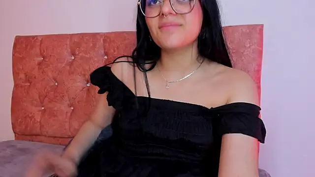 Snapshot of lana_dol chatting on 02-22-25, 06:30 lana dol online show from 02-22-25, 06:30