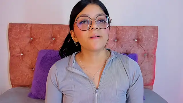 Snapshot of lana_dol chatting on 02-23-25, 01:21 lana dol online show from 02-23-25, 01:21