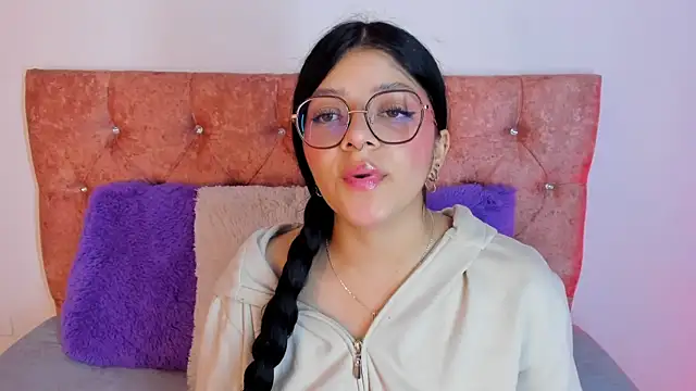 Snapshot of lana_dol chatting on 02-25-25, 11:52 lana dol online show from 02-25-25, 11:52