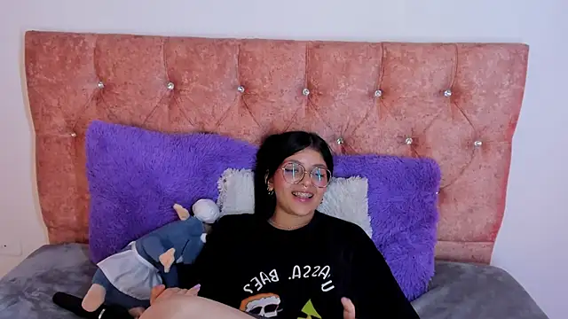 Snapshot of lana_dol chatting on 02-27-25, 05:36 lana dol online show from 02-27-25, 05:36