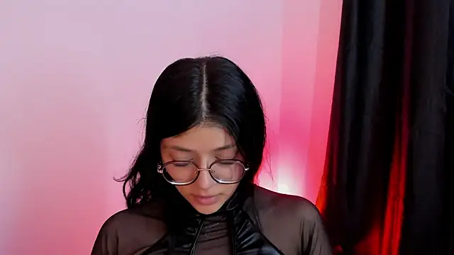 Snapshot of lana_dol chatting on 03-03-25, 03:31 lana dol online show from 03-03-25, 03:31