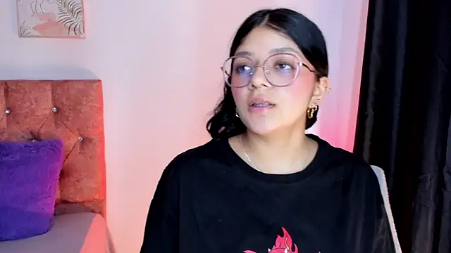 Snapshot of lana_dol chatting on 03-10-25, 11:53 lana dol online show from 03-10-25, 11:53