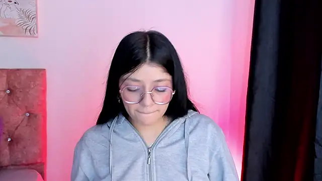 Snapshot of lana_dol chatting on 03-15-25, 12:13 lana dol online show from 03-15-25, 12:13