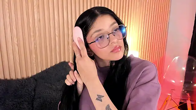 Snapshot of lana_dol chatting on 09-12-25, 12:49 lana dol online show from 09-12-25, 12:49