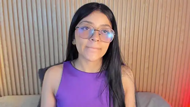 Snapshot of lana_dol chatting on 11-01-25, 01:02 lana dol online show from 11-01-25, 01:02