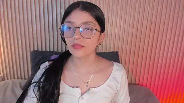 Snapshot of lana_dol chatting on 11-15-25, 01:18 lana dol online show from 11-15-25, 01:18