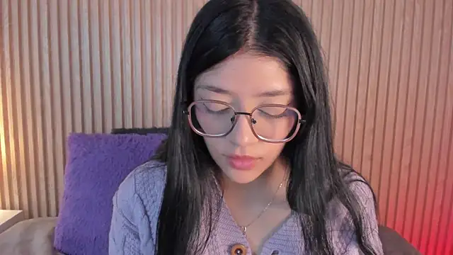 Snapshot of lana_dol chatting on 11-18-25, 01:04 lana dol online show from 11-18-25, 01:04