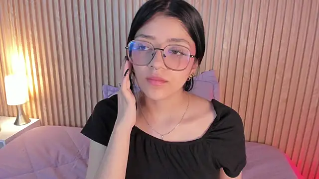 Snapshot of lana_dol chatting on 11-22-25, 12:48 lana dol online show from 11-22-25, 12:48