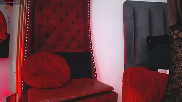 Snapshot of BiancaAntonelli chatting on 04-27-26, 01:42 BiancaAntonelli online show from 04-27-26, 01:42