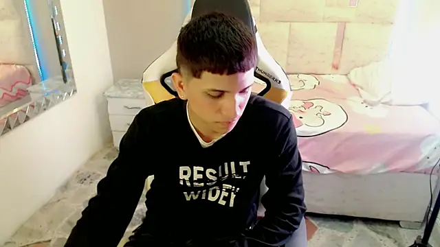 Brayan lopezz online show from 03-20-25, 01:48