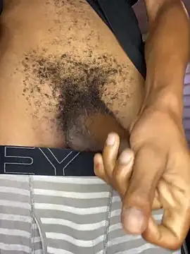 Snapshot of BlueIceCube chatting on 02-13-25, 05:37 BlueIceCube online show from 02-13-25, 05:37