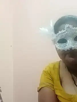 Snapshot of seemi_bhabhi chatting on 01-16-25, 05:23 seemi bhabhi online show from 01-16-25, 05:23