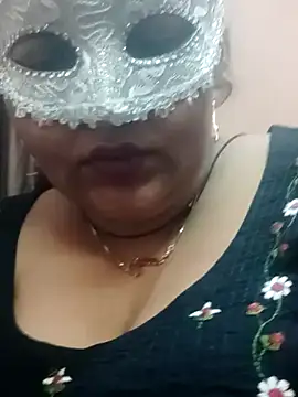 Snapshot of seemi_bhabhi chatting on 01-19-25, 01:10 seemi bhabhi online show from 01-19-25, 01:10