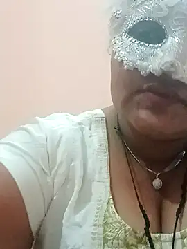 Snapshot of seemi_bhabhi chatting on 02-26-25, 07:20 seemi bhabhi online show from 02-26-25, 07:20